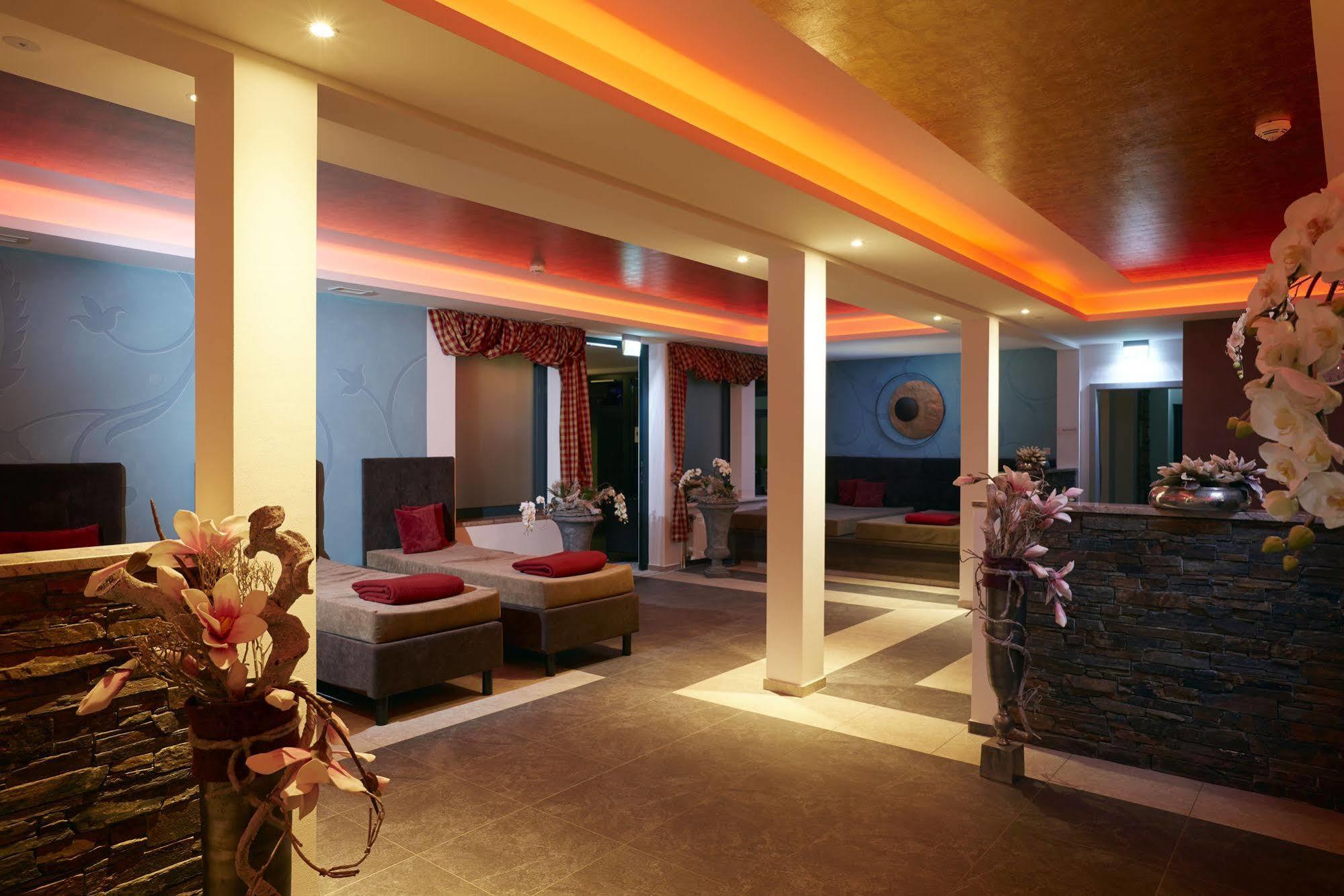 Goebel'S Hotel Aquavita บัดวิลดุงเงน ภายนอก รูปภาพ